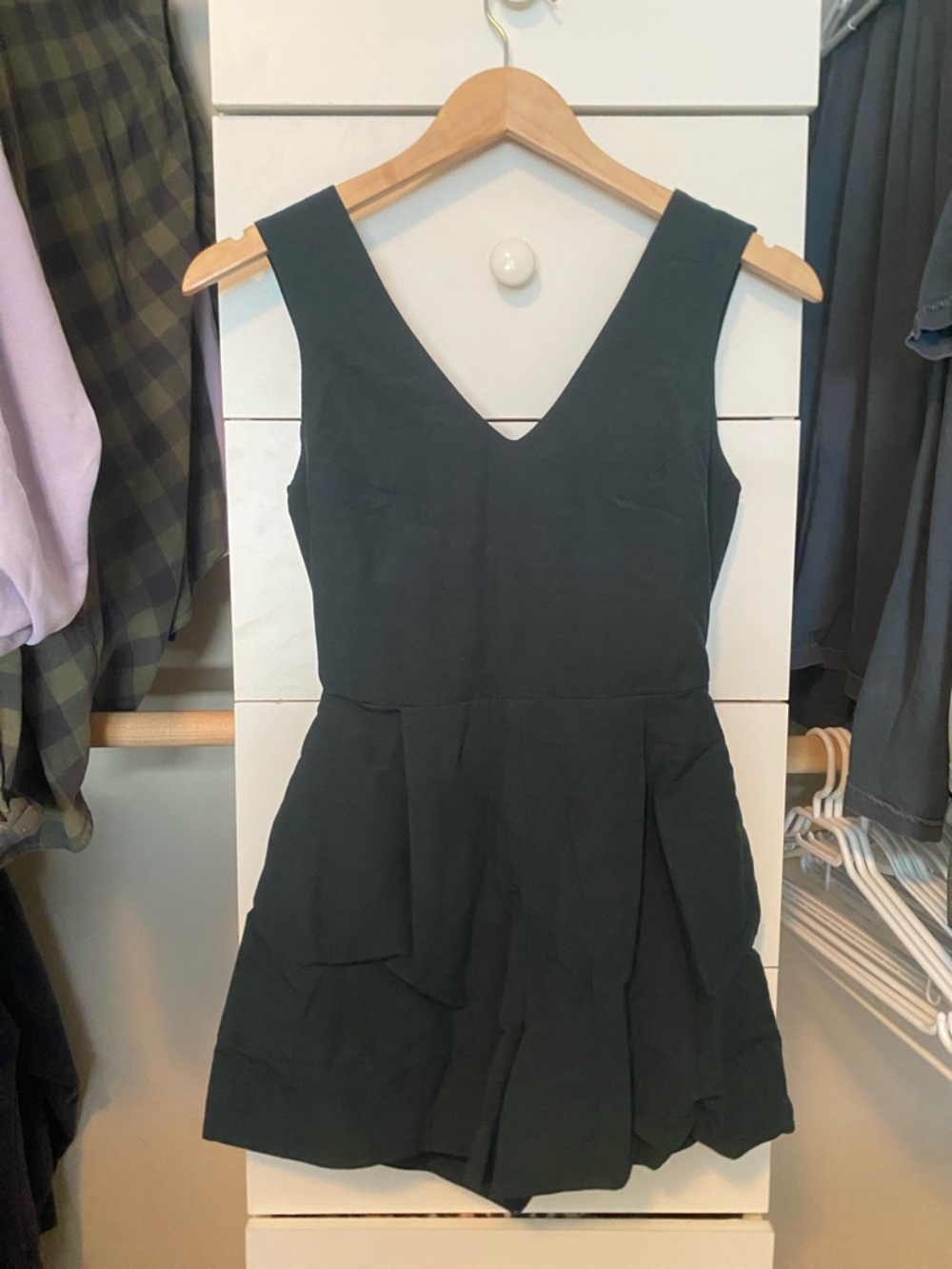 Club Monaco Dark Green V-Neck Sleeveless Mini Romper